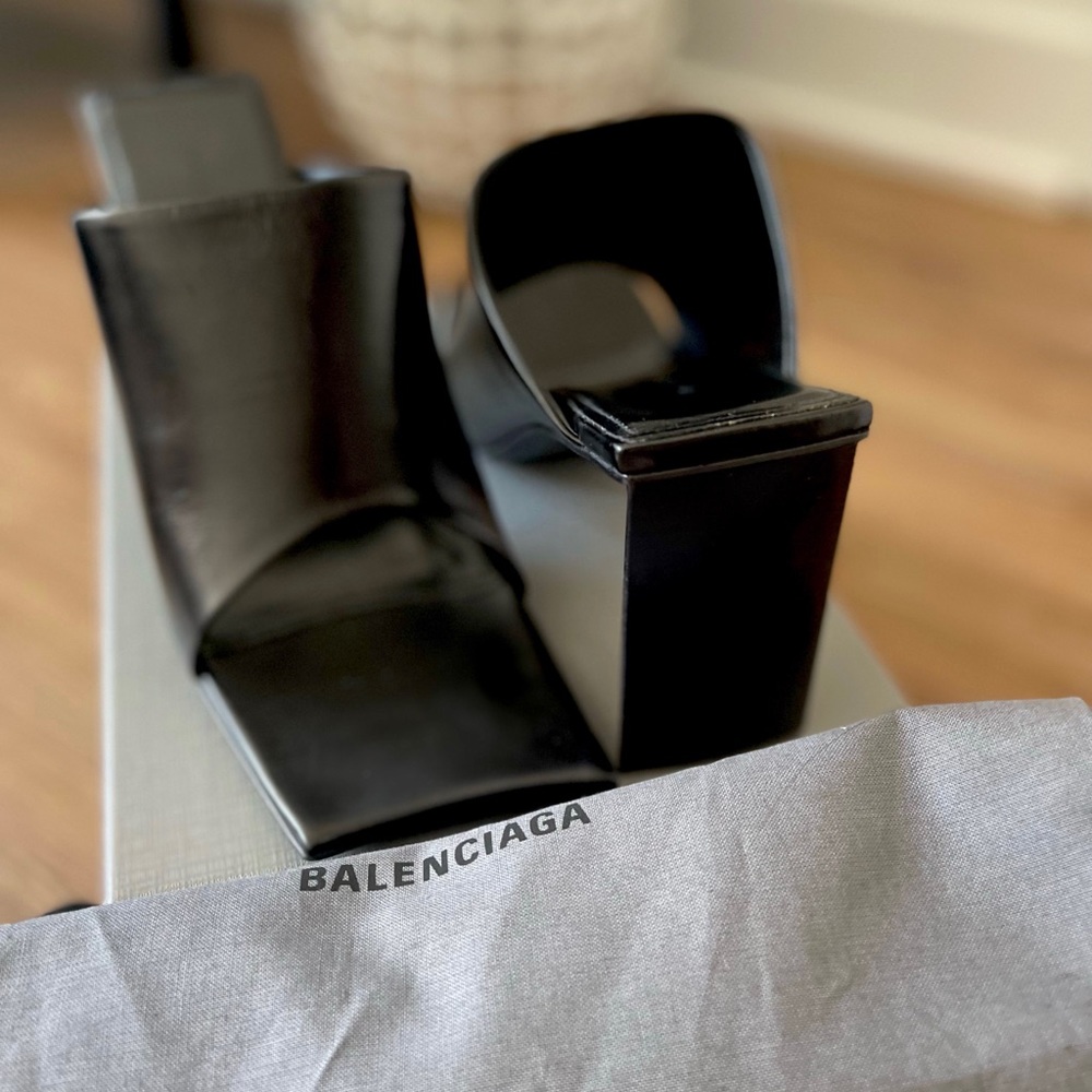 Balenciaga Moon Mules with dust bag